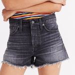 Madewell NWOT Faded Black (Black Calverley Wash) Relaxed Denim Raw Hem Shorts 29 Photo 0
