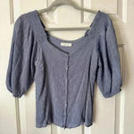 Lush Clothing Puffed sleeve top with buttons Photo 0
