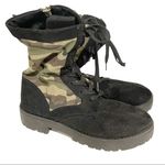 Rouge Size 10 Black‎ Faux Suede Camouflage Lace Up Combat Boot Rubber Sole Black Photo 2