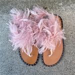Valentino Garavani Valentino Soul Stud feather thong sandals in rose size IT 36 US 6 Photo 4