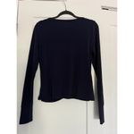 Gap $40 GapFit Breathe Twist Front Long Sleeve Tee Tan- Navy Medium Photo 2