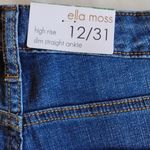 Ella Moss NWT  High Rise Slim Straight Ankle Jeans 12/31 Medium Wash Destroyed Photo 8