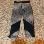 Nike  Pro‎ Women's Training Capri Leggings Black White Pattern Medium Photo 5