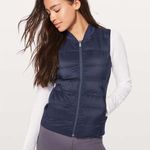 Lululemon  Down & Around Vest Midnight Navy Blue Goose Down Filled EUC Athletic 4 Photo 0