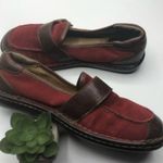BORN Womens Red Mary Jane Buckle Detail Size 8 Photo 1