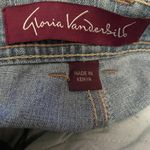 Gloria Vanderbilt Amanda Capri Jeans Photo 6
