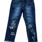 Max jeans  Women's Straight Leg Short Floral Cropped  Embroidered Fringe SZ 10 Photo 0