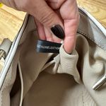 Ann Taylor  Pebbled Cream Leather Shoulder Bag Purse w/ Handles/Strap, Like New Photo 6