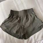 Lululemon Hotty Hot 2.5" High-Rise  Shorts Photo 0