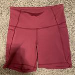 Old Navy Active Shorts Photo 0