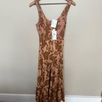 Saltwater Luxe  NWT Memphis Midi Dress Size Medium Rosewood Rust Floral Linen Photo 2