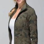 Lululemon Forme jacket II‎ Savasana Camo Fatigue Green Size 4 Photo 0