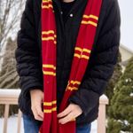 Harry Potter Universal Studios  Gryffindor Scarf Photo 0