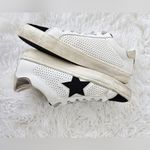 Vintage Havana Gadol Perforated Leather Sneaker Size 8 White Photo 6