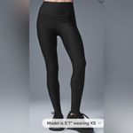 Alo Yoga NWT High-Waist Airlift Leggings Black Size S Photo 2