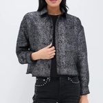 Tuckernuck NWT  metallic tweed jasper cropped button down size L Photo 0