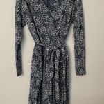 Gap Women’s Gray and White Pattern Wrap Dress Long Sleeve Medium Photo 0