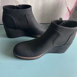 NWOT Dr. Scholl's Women's Bianca Black Suede Wedge Booties Size 7.5 Ankle Boots Photo 5