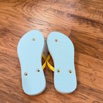 Vera Bradley  NWOT Aloha Lemon Grove  Flip Flops size 5/6 Photo 3