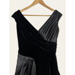 Tadashi Shoji Tadashi Vintage Black Velvet Satin Sleeveless A-Line Retro Cocktail Dress Size 6 Photo 2