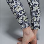 Lululemon Floral Print Women's Pants Photo 3