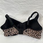 Torrid Leopard Print Sporty Convertible Underwire Sports Bra size 40C Photo 6