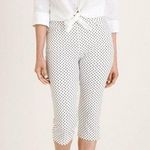 Brigitte Slimming Tab-Hem Capris Crop (Chico's 0 = S/4) Photo 0