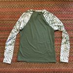 Anne cole  GREEN PALM PRINT RASH GUARD LONG SLEEVE TOP Photo 3