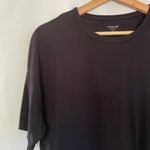 Old Navy Active ultralite black short sleeved t-shirt athleisure side slits XS Photo 1