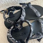 Arizona Love NWT Women’s Trekky Bandana Black & White Sandals Size 9/ EU 39 Photo 4