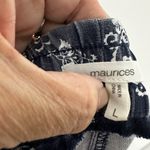 Maurice's Maurice’s Size Large Blue Print Shorts Photo 5