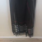 Fadivo NWT  New York Shawl Wrap Blanket Sweater Black Gray Red White Plaid Photo 2