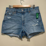 Gap NWT 3” cheeky high rise shorts Photo 0
