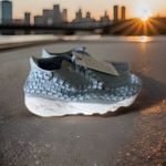 Nike  Air Women’s Size 6 Footscape Woven Washed Denim Sneakers. Ice Blue. New Photo 4