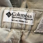 Columbia Women’s Shorts XL Crooked Trail Photo 2