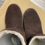 Crocs Adele Foldover Mahogany Fuzz Bootie Size 5 Photo 6