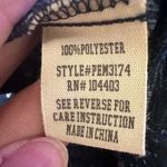 Blu Pepper Plus Navy & White floral cold shoulder top Photo 3