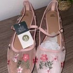 Wild Fable NWT  Womens Elsa Floral Mesh Mary Jane Flats Photo 0