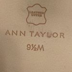 Ann Taylor white Strappy flat sandals size 9.5 Photo 7