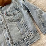Levi's Brand New Levi Faux Fur Collar Sherpa Jean Jacket Photo 5