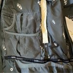 686 Archetype Ski/ Snowboard Puffy Jacket Size Small Yellow Photo 2