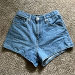 Levi’s Shorts Photo 0