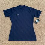 Nike ‼️ Dri-Fit Shirt‼️ Photo 0