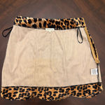 Main Strip Leopard Print Velvet Mini Skirt Photo 1