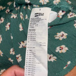 Billabong  green vneck button blouse Photo 3