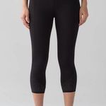 Lululemon  Anew Crop in Black 21” Size 4 Athletic Cropped Legging Photo 0