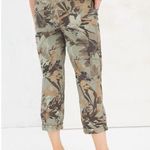 Chico's Printed Poplin Convertible Crop Cargo Pants Size 8 Photo 12