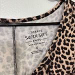 Torrid  Super Soft Knit Leopard Print V-Neck Short Sleeve Shirt Photo 1