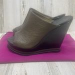Diane Von Furstenberg  DVF Metallic Embossed Leather Wedges sz 8.5 Black Bronze Photo 1