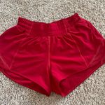 Lululemon Hotty Hot Short 2.5” Photo 0